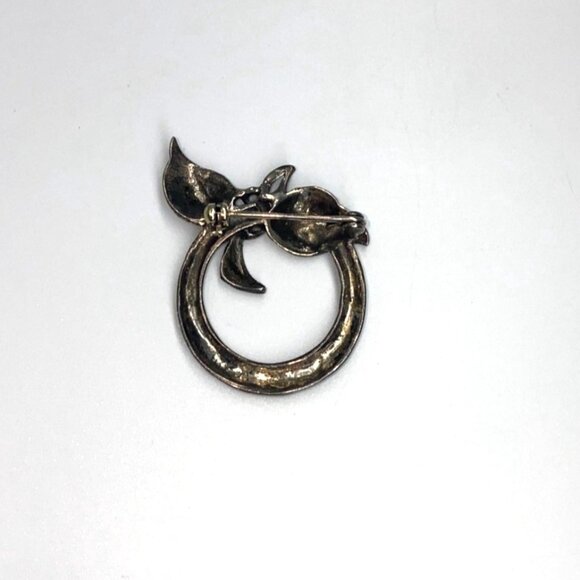 Wreath Brooch Silver Antiqued Women Floral - Picture 2 of 4